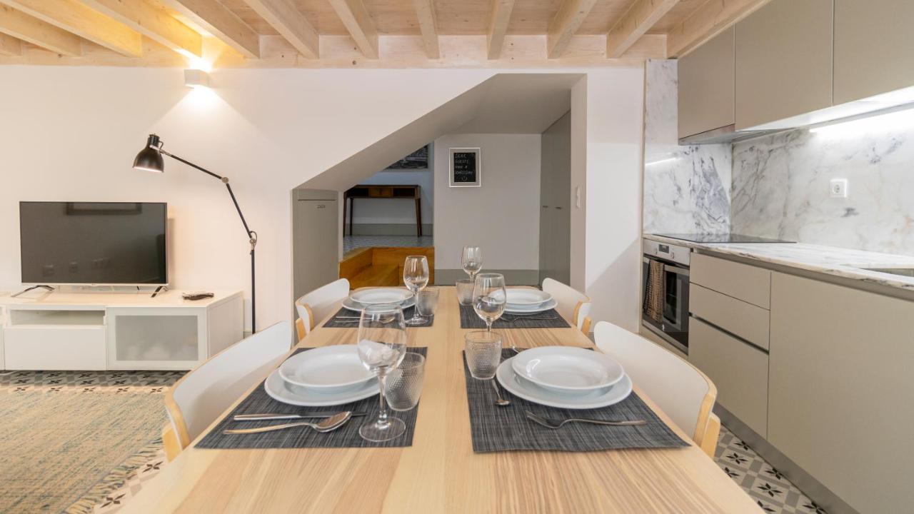 Central Stunning Duplex W/ Patio By Lovelystay Porto Exterior foto