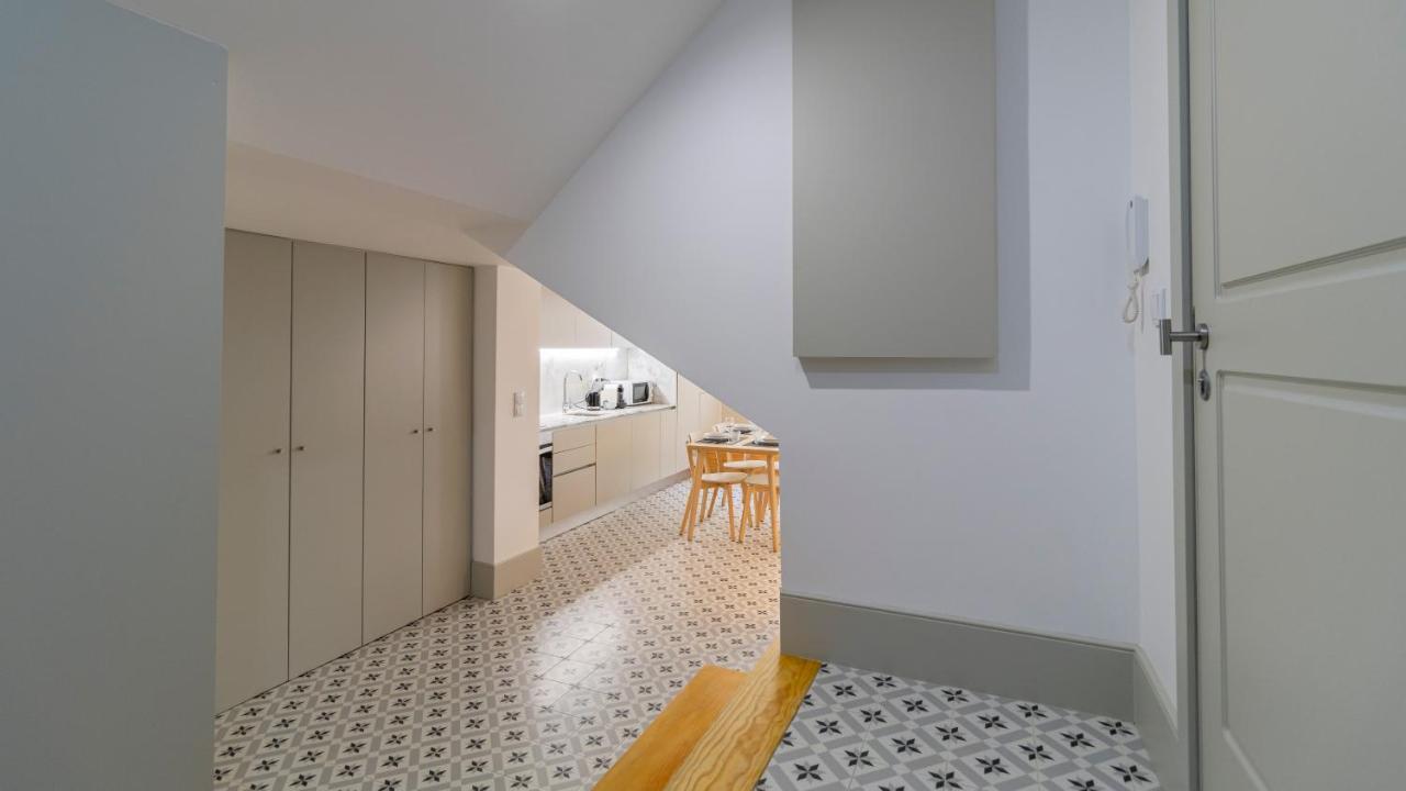 Central Stunning Duplex W/ Patio By Lovelystay Porto Exterior foto